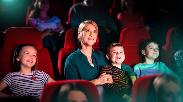 Family Generic 01 Mum with 3 Children 1 2